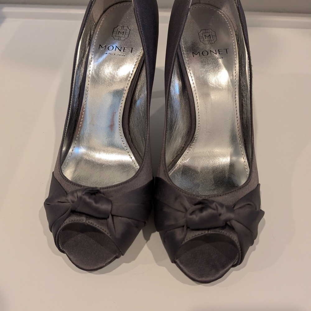 3 For $24 Monet Women's Gray Peep Toe Heels - Picture 2 of 11